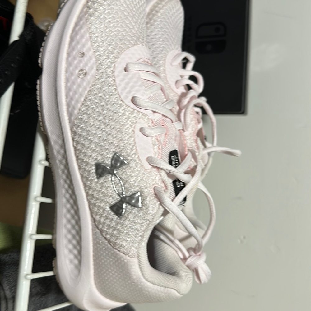 Brand new never worn underarmour